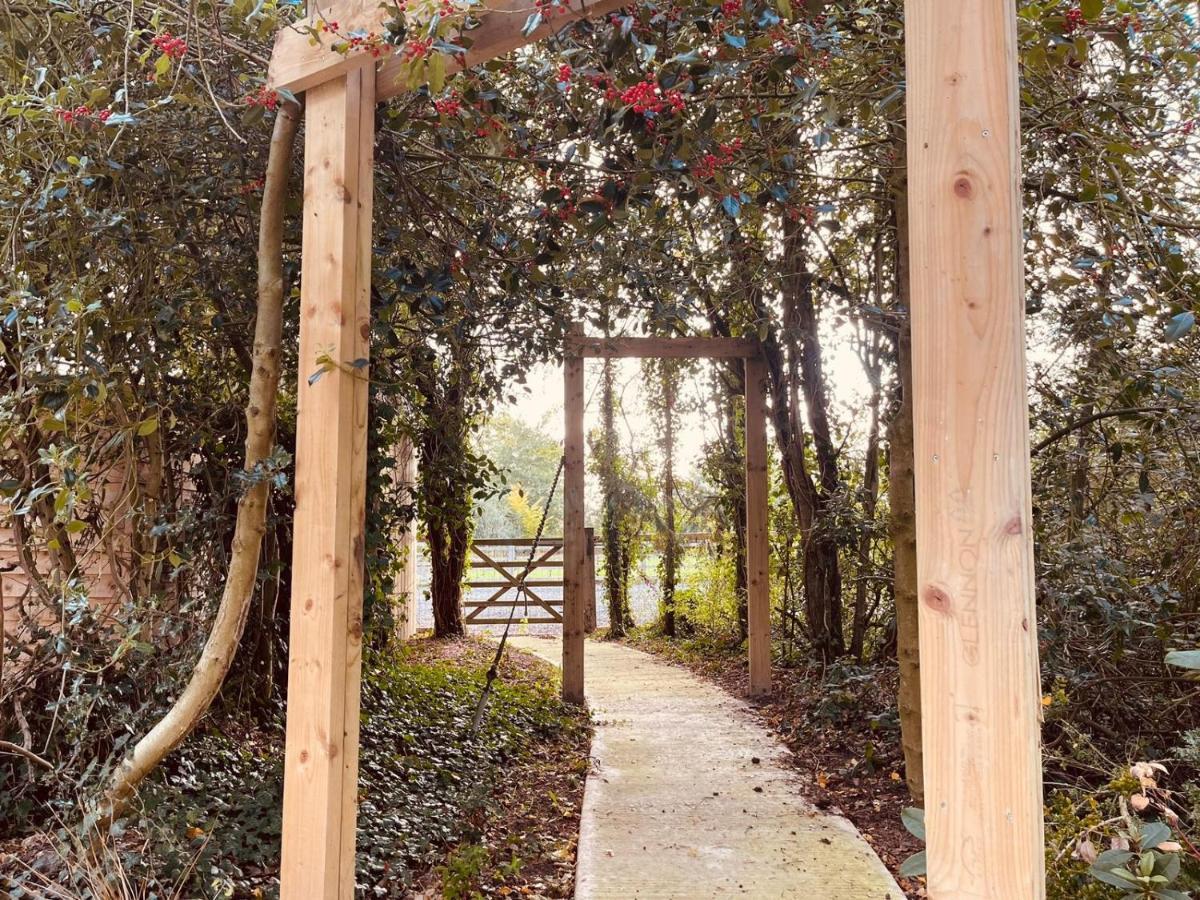 Spacious 4 Bed Family Cottage In Parkland Setting ヨーク エクステリア 写真