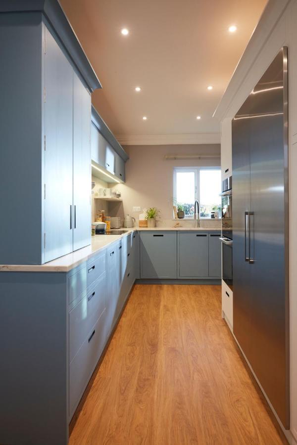 Spacious 4 Bed Family Cottage In Parkland Setting ヨーク エクステリア 写真