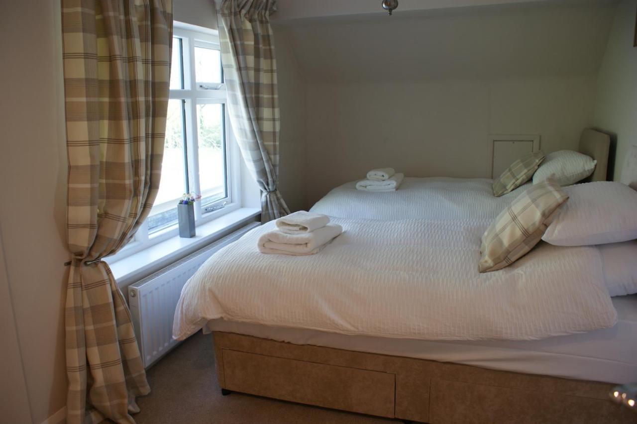 Spacious 4 Bed Family Cottage In Parkland Setting ヨーク エクステリア 写真